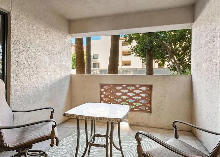 Beautiful Newly Remodeled 2-bdrm Biltmore * Phoenix